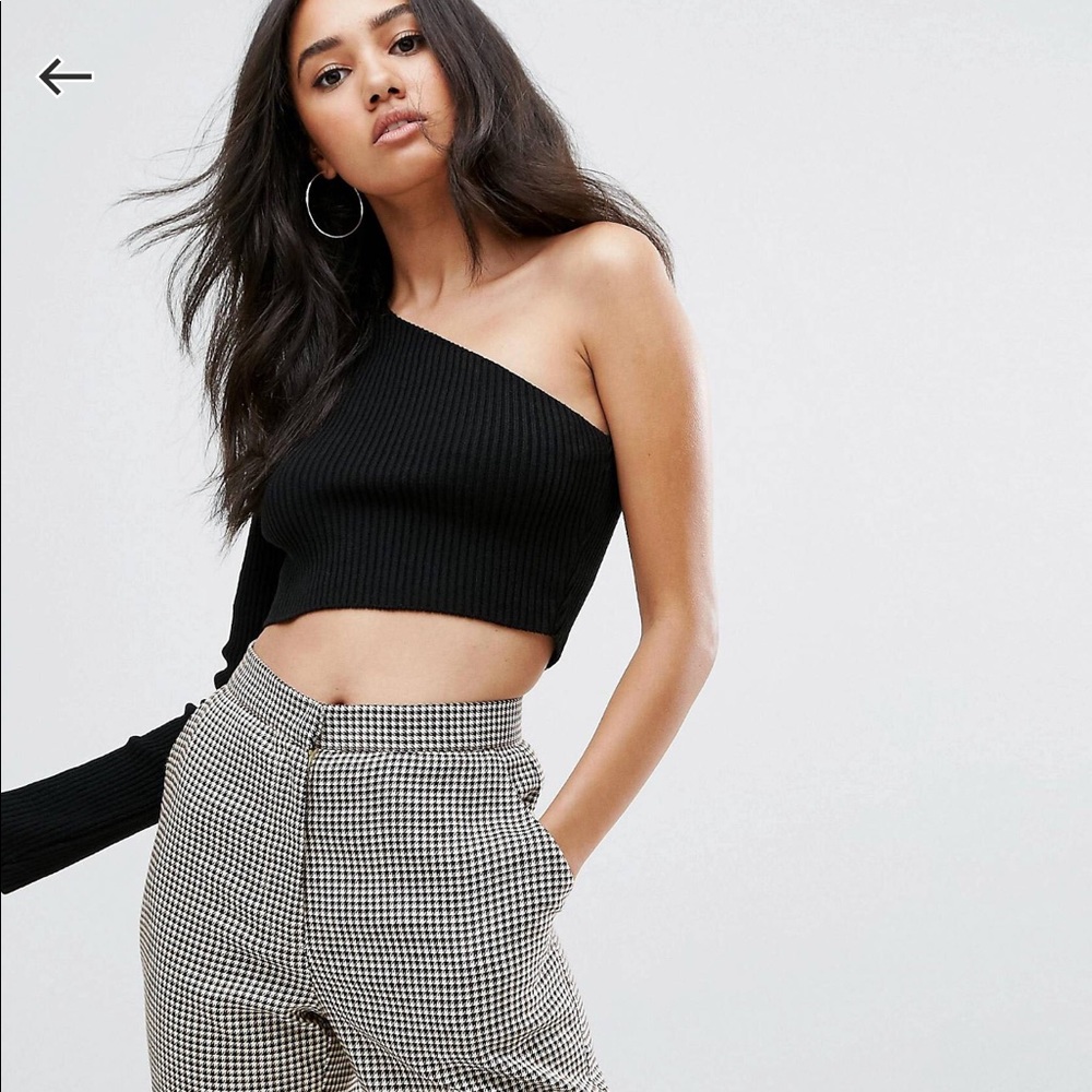 One shoulder knitted crop top